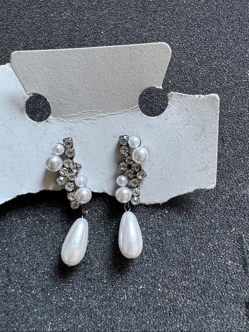 Pearl and Crystal Drop Earrings - White Pearlescent